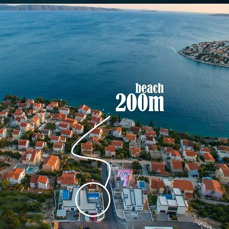 Holiday Home Olive Exclusive - 8 People, Heated Pool, Okrug Gornji, Sea View Trogir Zewnętrze zdjęcie