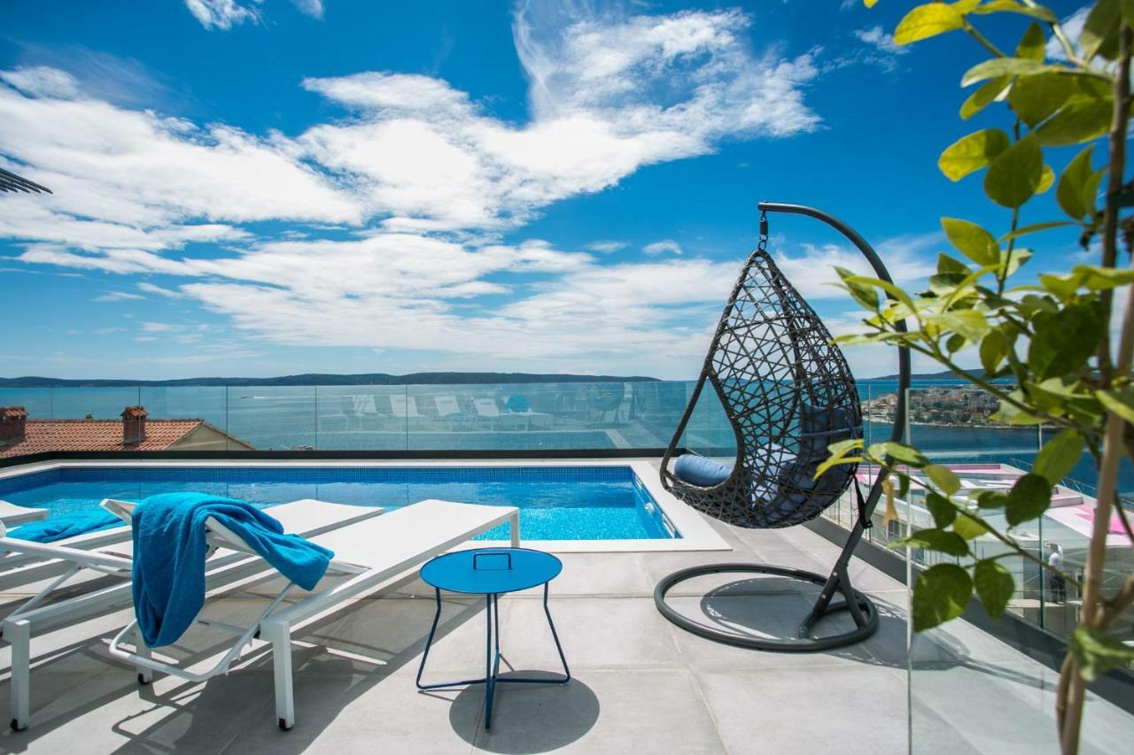 Holiday Home Olive Exclusive - 8 People, Heated Pool, Okrug Gornji, Sea View Trogir Zewnętrze zdjęcie