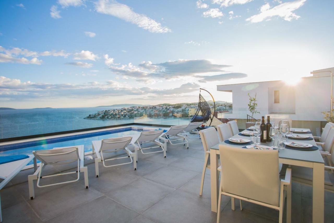 Holiday Home Olive Exclusive - 8 People, Heated Pool, Okrug Gornji, Sea View Trogir Zewnętrze zdjęcie