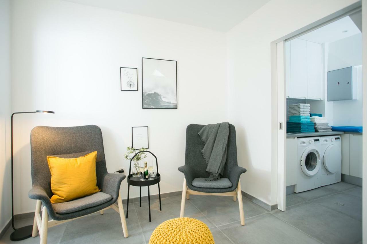 Holiday Home Olive Exclusive - 8 People, Heated Pool, Okrug Gornji, Sea View Trogir Zewnętrze zdjęcie
